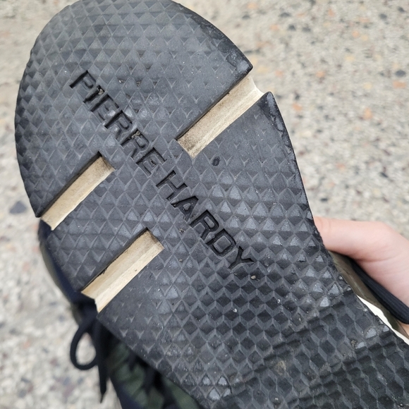 Pierre Hardy Men's Black and Green Sneakers - Picture 6 of 6